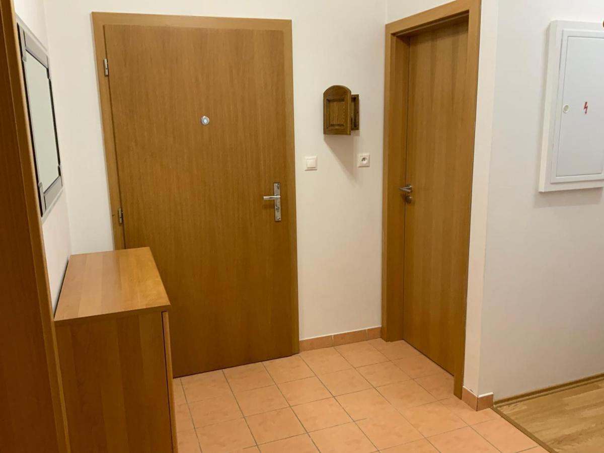 Apartamento Apartman Na Vyhlidce Karlovy Vary Exterior foto
