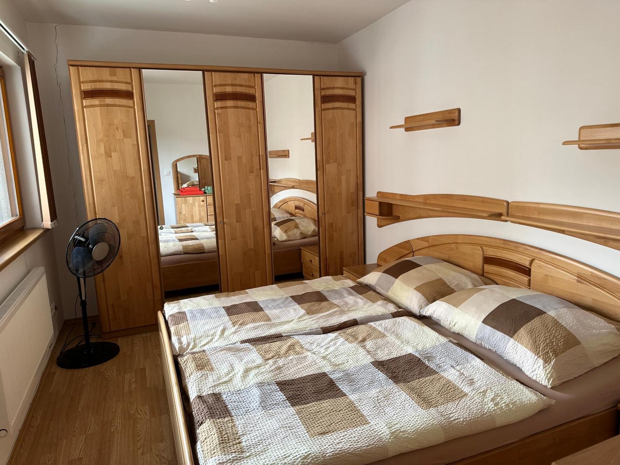 Apartamento Apartman Na Vyhlidce Karlovy Vary Exterior foto
