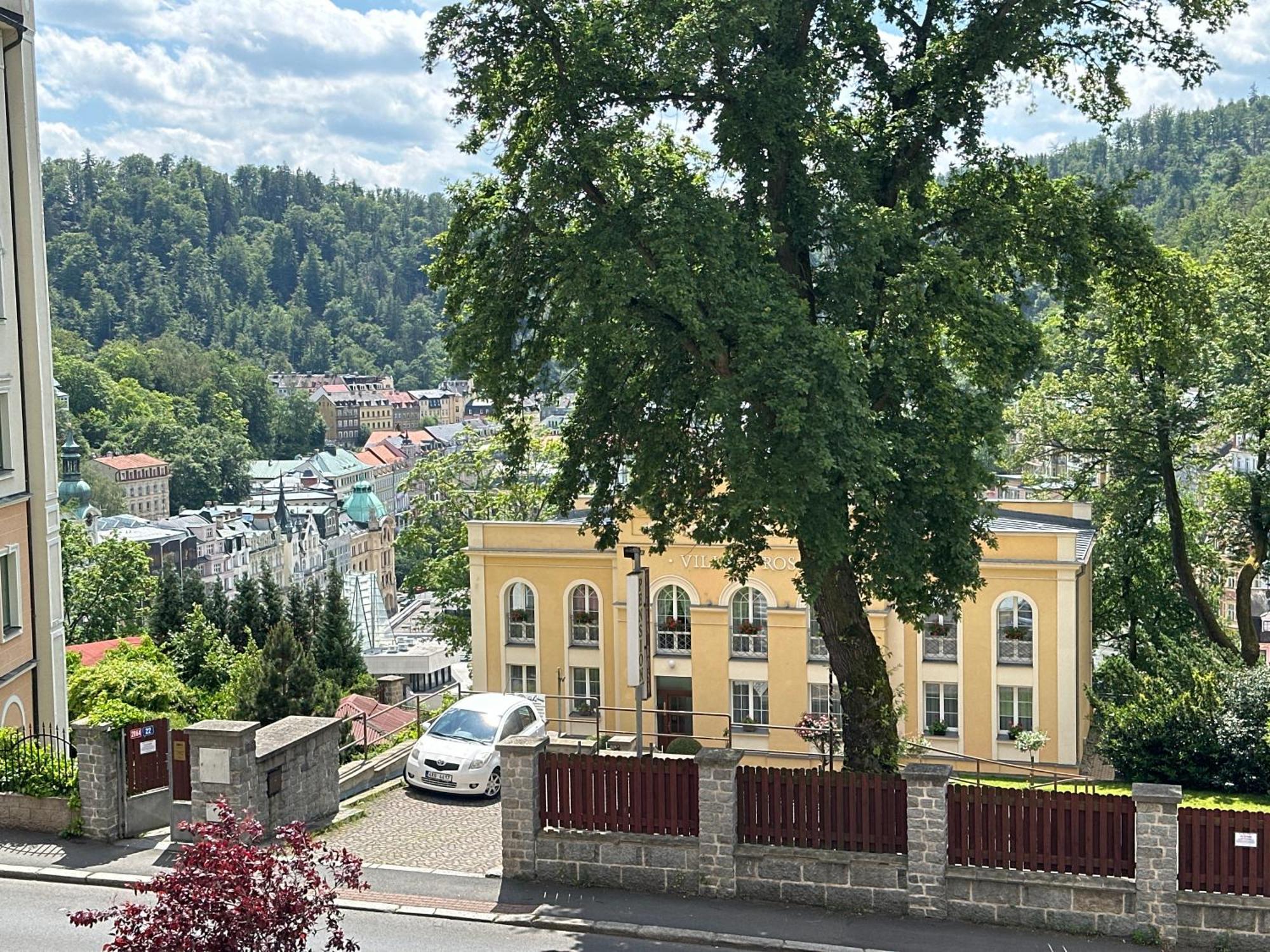 Apartamento Apartman Na Vyhlidce Karlovy Vary Exterior foto